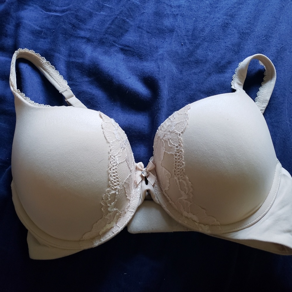 Body by Victoria perfect shape pushup bra 34D